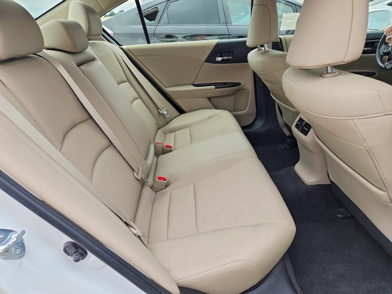 Продаж на аукціоні авто 2017 Honda Accord, vin: JHMCR6F5XHC028423, номер лоту: 52426296