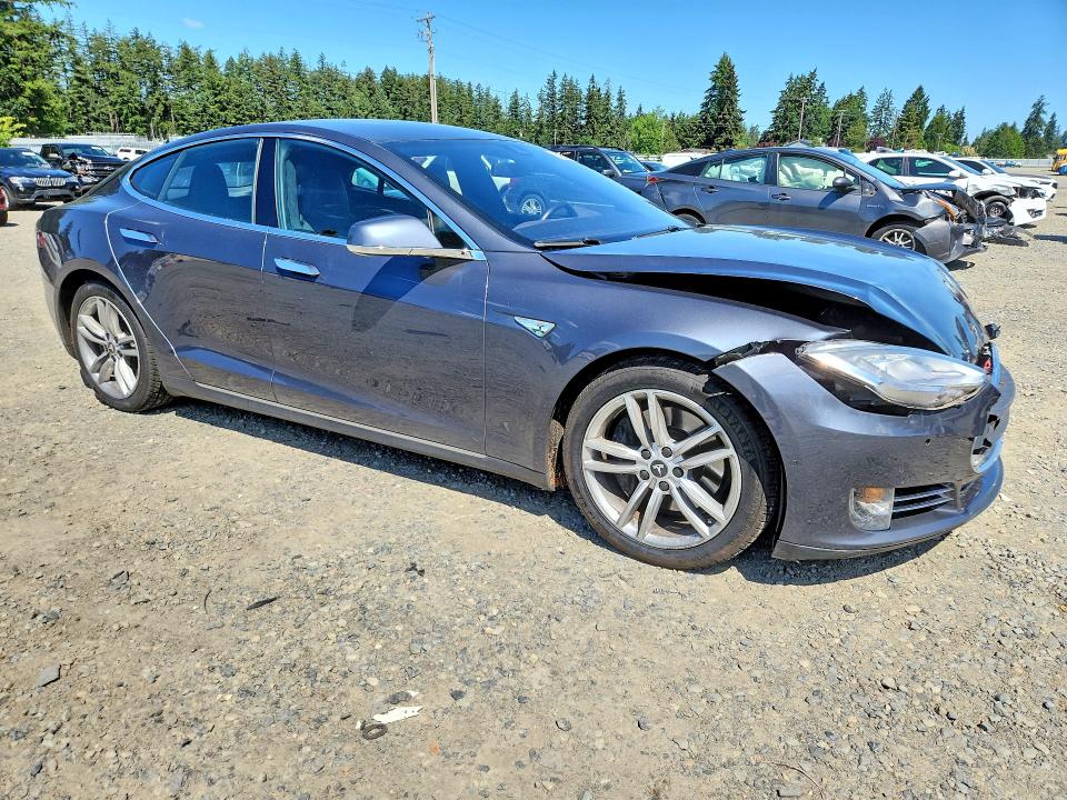 Продаж на аукціоні авто 2015 Tesla Model S, vin: 5YJSA1H20FFP70307, номер лоту: 54661646