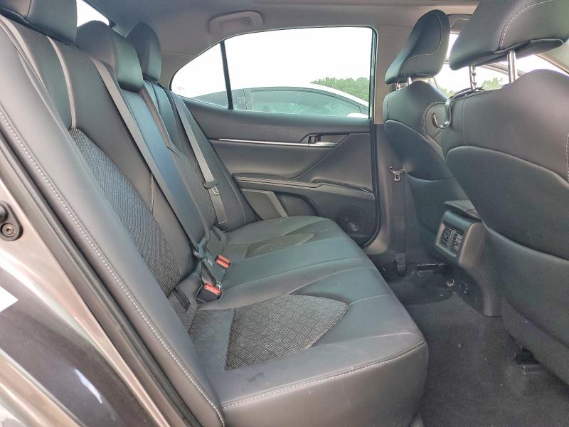 54787856 :رقم المزاد ، 4T1B61HKXKU195583 vin ، 2019 Toyota Camry مزاد بيع