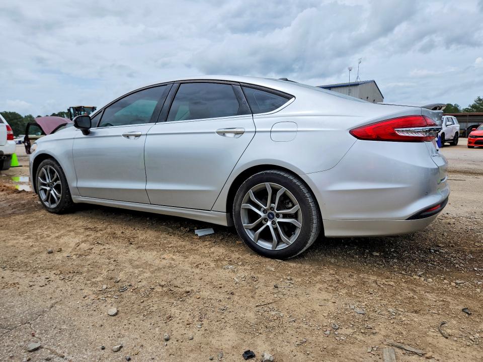 55096356 :رقم المزاد ، 3FA6P0HD3HR311923 vin ، 2017 Ford Fusion مزاد بيع