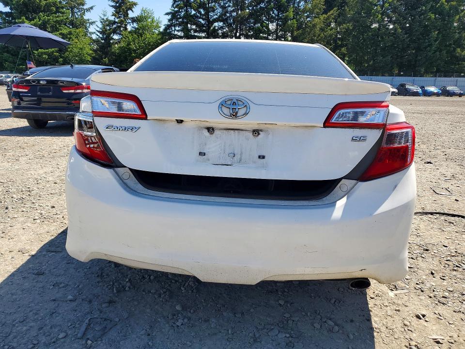 55173536 :رقم المزاد ، 4T1BF1FK5EU425733 vin ، 2014 Toyota Camry مزاد بيع