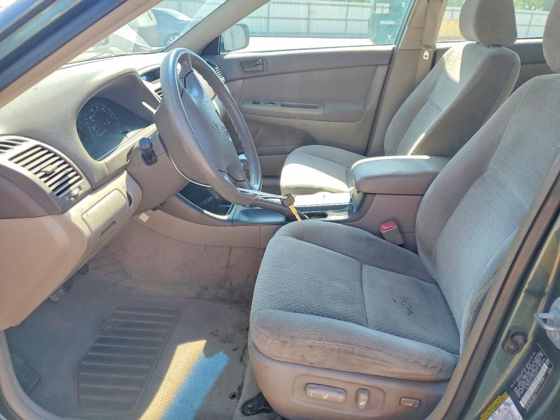 53218966 :رقم المزاد ، 4T1BE32K44U359291 vin ، 2004 Toyota Camry مزاد بيع