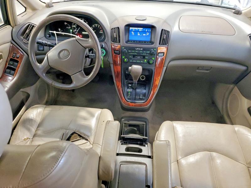 53819496 :رقم المزاد ، JT6GF10U5Y0073888 vin ، 2000 Lexus Rx مزاد بيع