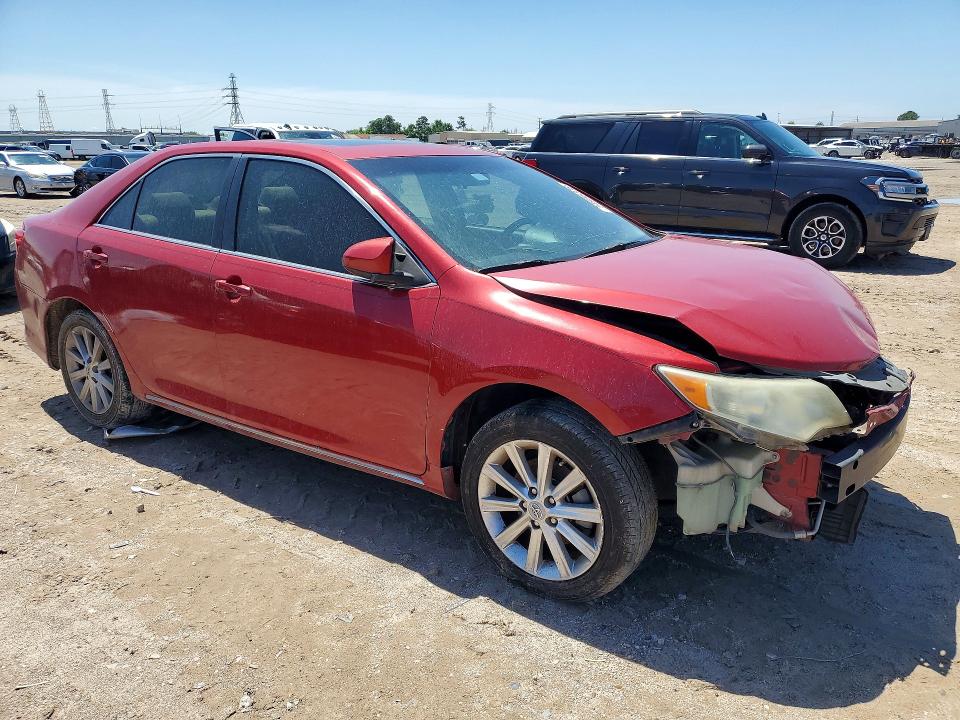 54956336 :رقم المزاد ، 4T4BF1FK1CR267569 vin ، 2012 Toyota Camry مزاد بيع