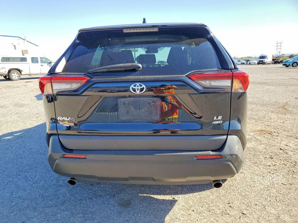 Продажа на аукционе авто 2023 Toyota Rav4, vin: 2T3F1RFV1PC342143, номер лота: 52733396