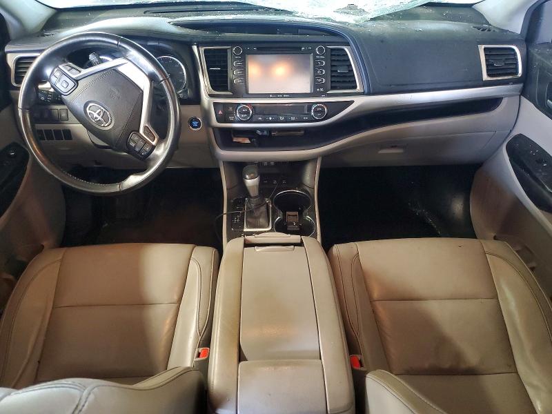 52448506 :رقم المزاد ، 5TDJZRFH3HS389835 vin ، 2017 Toyota Highlander مزاد بيع