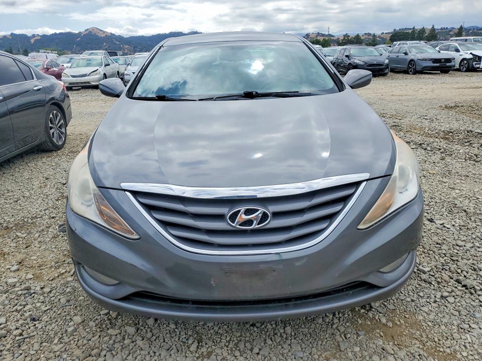 2013 Hyundai Sonata მანქანა იყიდება აუქციონზე, vin: 5NPEB4ACXDH515385, აუქციონის ნომერი: 55432976