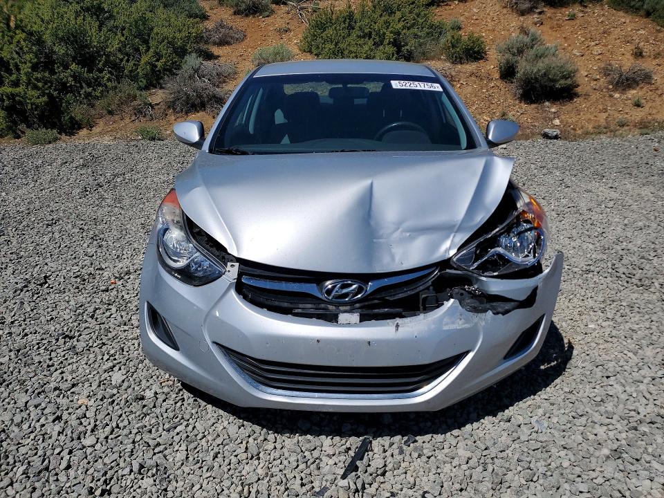 52251756 :رقم المزاد ، KMHDH4AE0DU685428 vin ، 2013 Hyundai Elantra مزاد بيع