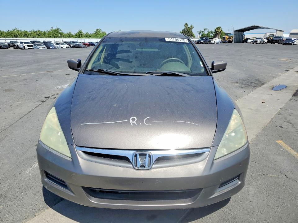 2006 Honda Accord მანქანა იყიდება აუქციონზე, vin: 1HGCM56706A018098, აუქციონის ნომერი: 54706136