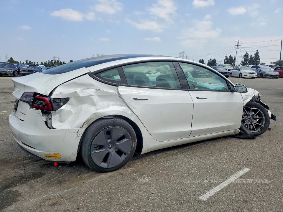 Продаж на аукціоні авто 2022 Tesla Model 3, vin: 5YJ3E1EB3NF131768, номер лоту: 53879896
