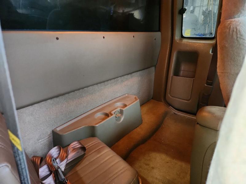 55368666 :رقم المزاد ، 1GCCS19X2W8133172 vin ، 1998 Chevrolet S Truck مزاد بيع