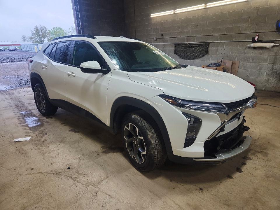 2024 Chevrolet Trax მანქანა იყიდება აუქციონზე, vin: KL77LHE20RC239782, აუქციონის ნომერი: 53643706