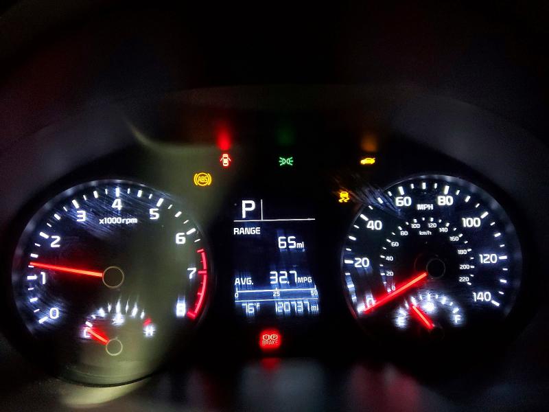 2020 Kia Rio მანქანა იყიდება აუქციონზე, vin: 3KPA24AD5LE284714, აუქციონის ნომერი: 53531236