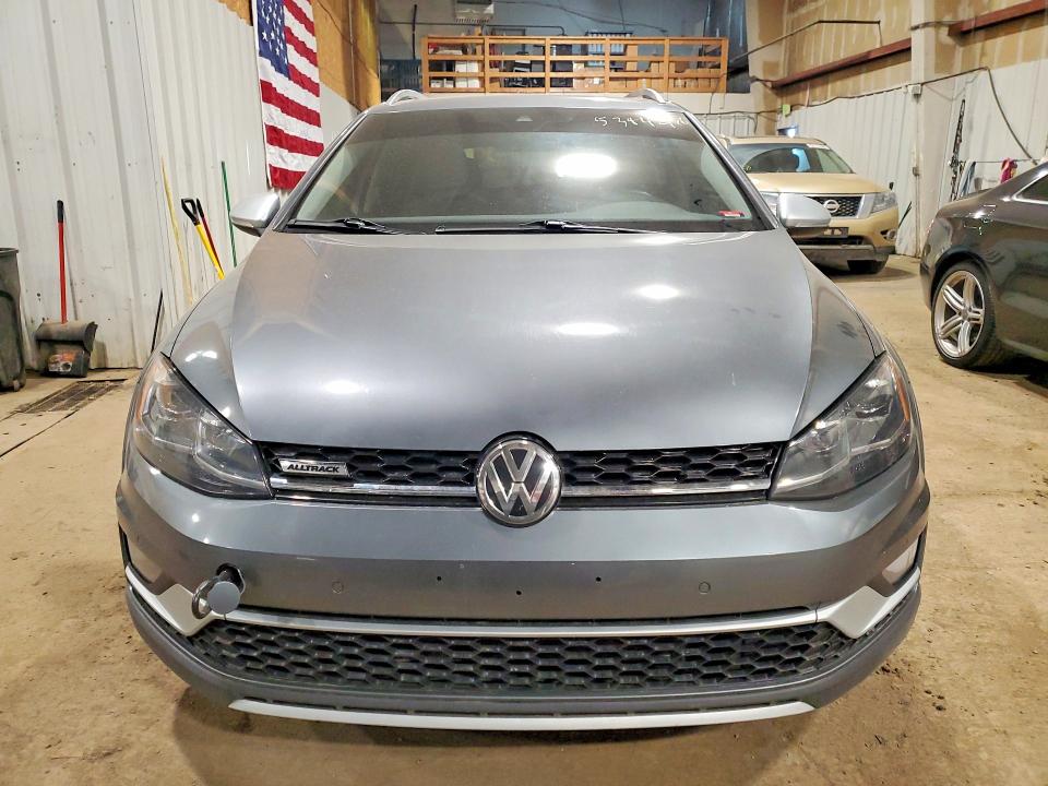 Продажа на аукционе авто 2019 Volkswagen Golf Alltrack, vin: 3VWM17AUXKM516646, номер лота: 53442926