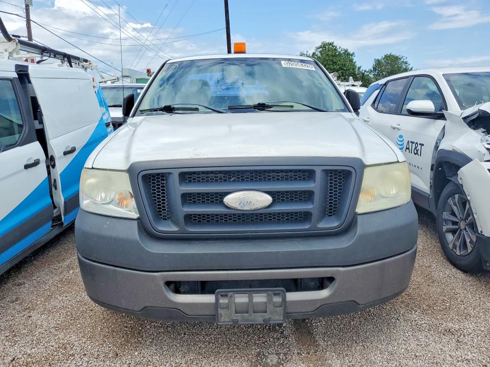 52058326 :رقم المزاد ، 1FTRF12248KC43093 vin ، 2008 Ford F150 مزاد بيع