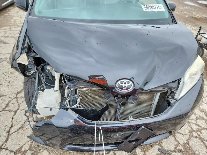 54090776 :رقم المزاد ، 5TDDK3DC6FS119680 vin ، 2015 Toyota Sienna مزاد بيع