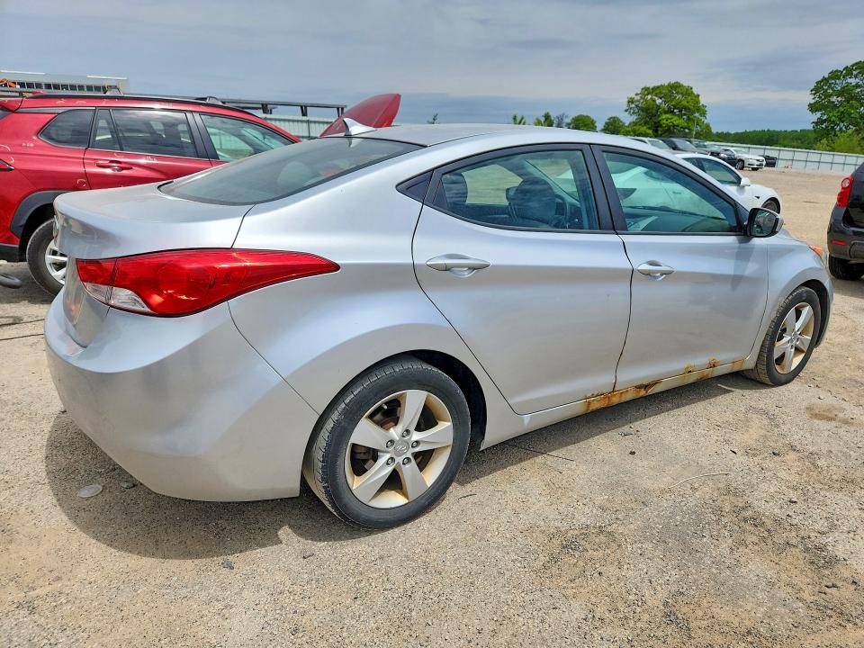 54725586 :رقم المزاد ، 5NPDH4AE9DH309101 vin ، 2013 Hyundai Elantra مزاد بيع