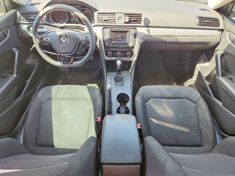 52873936 :رقم المزاد ، 1VWAT7A35GC053408 vin ، 2016 Volkswagen Passat مزاد بيع