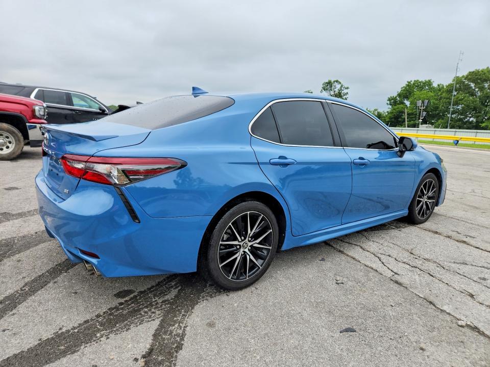Продажа на аукционе авто 2023 Toyota Camry, vin: 4T1G11AK0PU116654, номер лота: 54506516