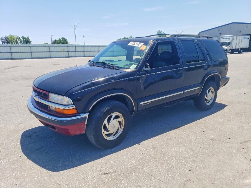 Продажа на аукционе авто 2000 Chevrolet Blazer, vin: 1GNDT13W3Y2172142, номер лота: 52082936
