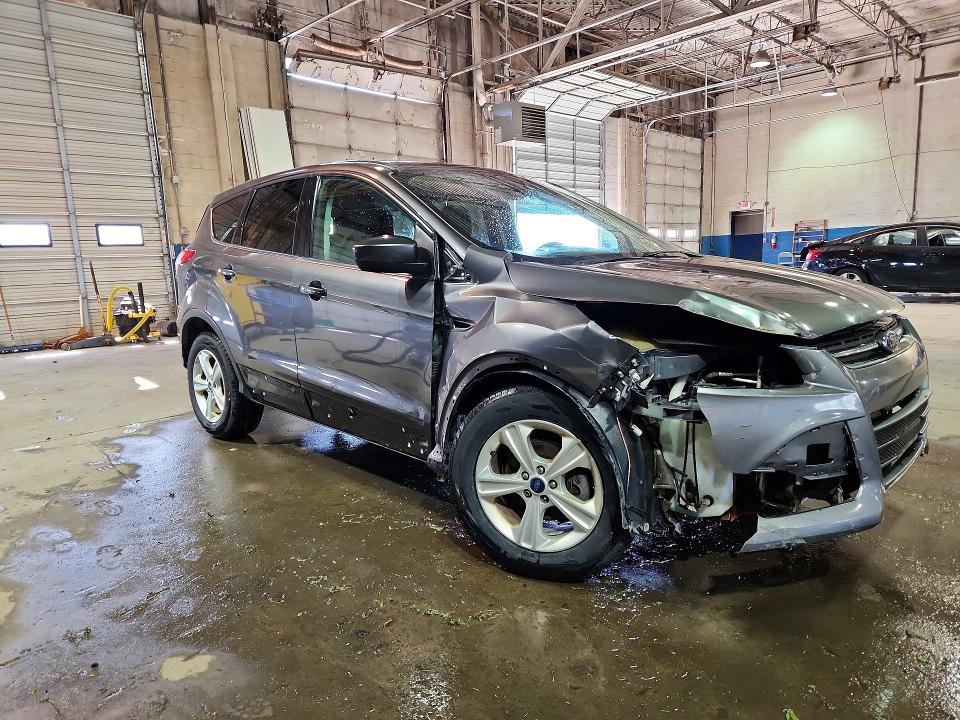 53762596 :رقم المزاد ، 1FMCU0G78FUC16244 vin ، 2015 Ford Escape مزاد بيع