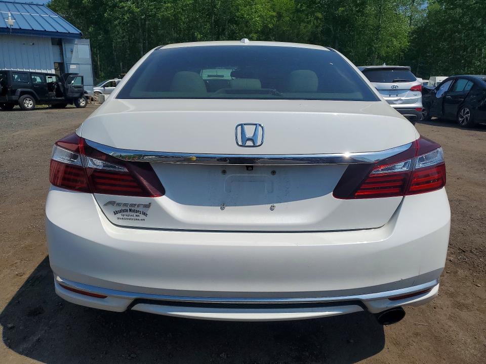 53567236 :رقم المزاد ، 1HGCR2F71HA020512 vin ، 2017 Honda Accord مزاد بيع