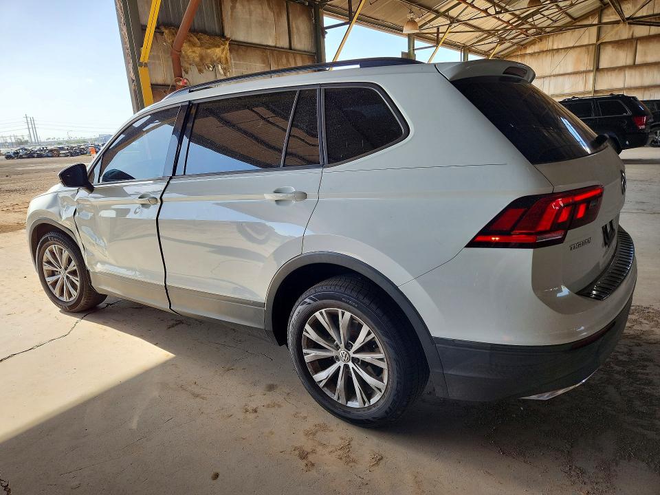 53449446 :رقم المزاد ، 3VV1B7AX5KM051854 vin ، 2019 Volkswagen Tiguan مزاد بيع