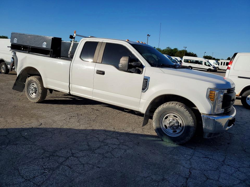 52043106 :رقم المزاد ، 1FT7X2A60KEE10067 vin ، 2019 Ford F250 مزاد بيع