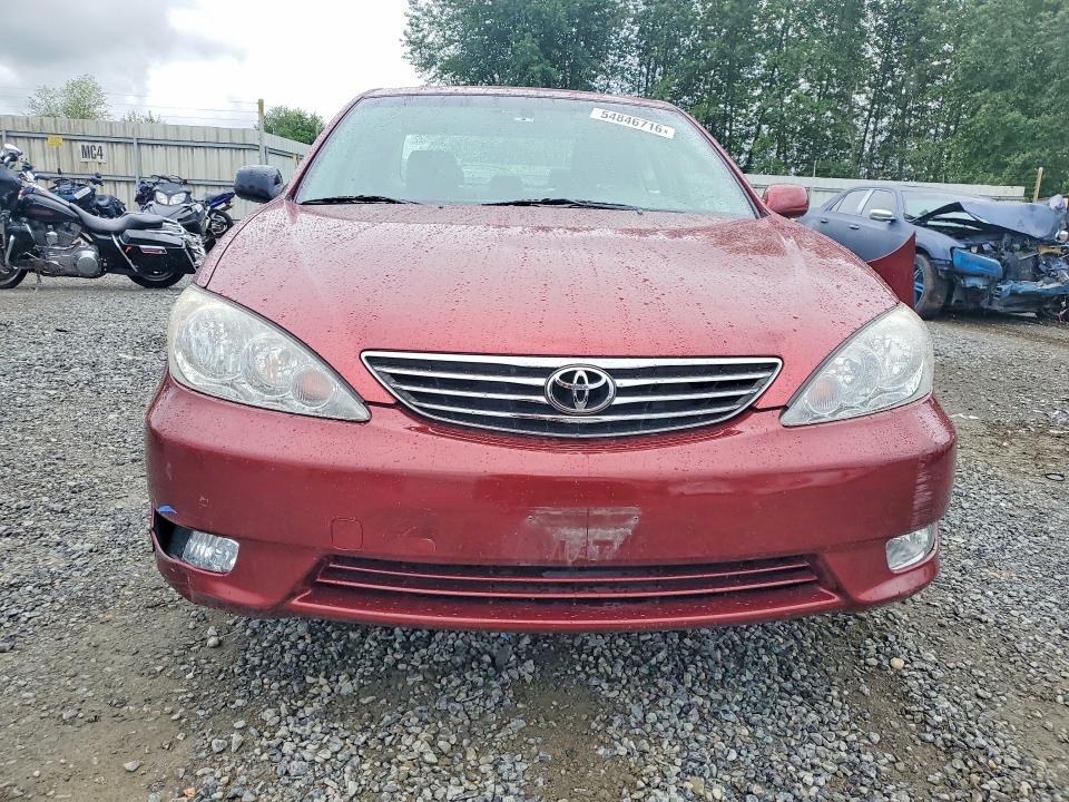 54846716 :رقم المزاد ، JTDBE30K053024589 vin ، 2005 Toyota Camry مزاد بيع