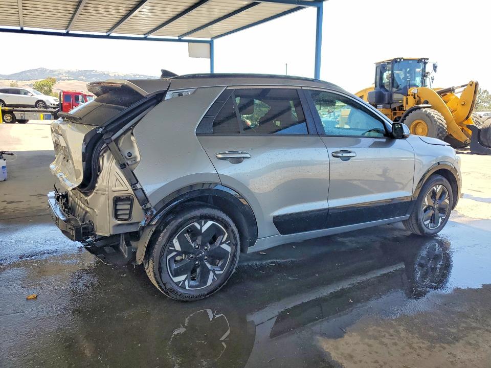 Продажа на аукционе авто 2023 Kia Niro, vin: KNDCR3L12P5025598, номер лота: 52968876