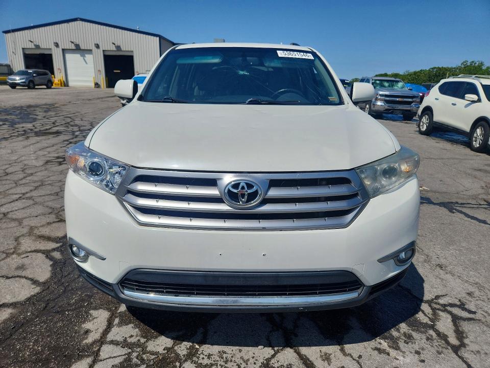 Продажа на аукционе авто 2012 Toyota Highlander, vin: 5TDYK3EH3CS083163, номер лота: 53651546