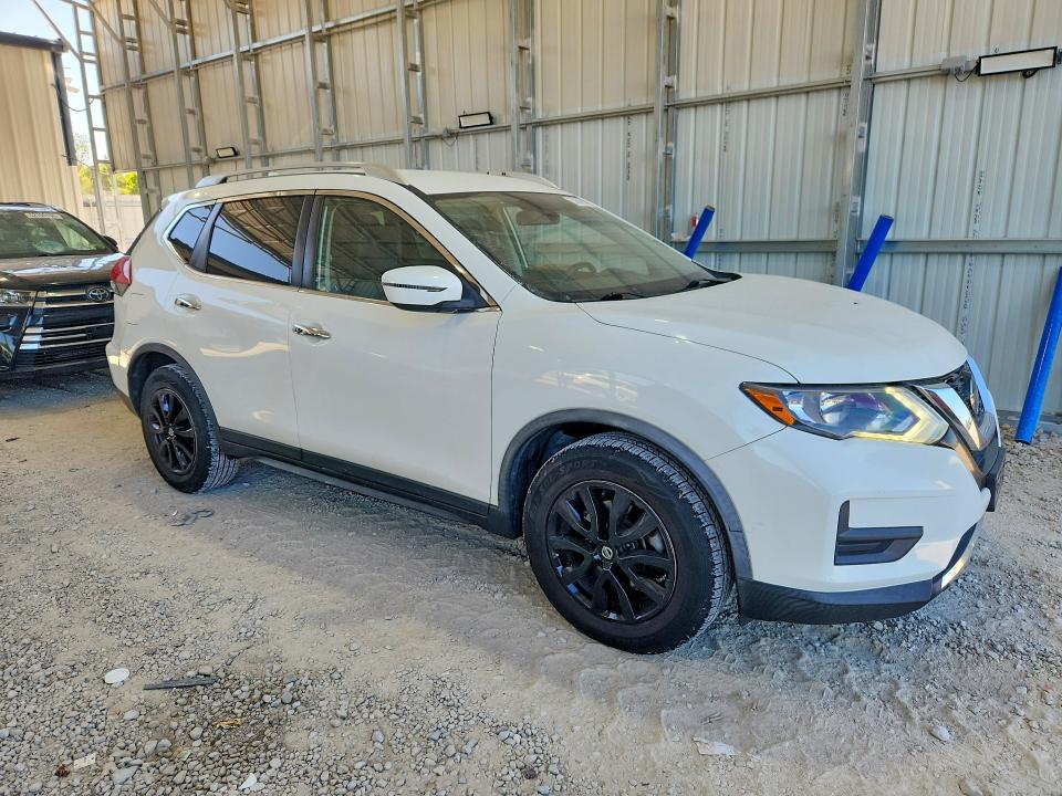 Продаж на аукціоні авто 2020 Nissan Rogue, vin: KNMAT2MT2LP527397, номер лоту: 52688846