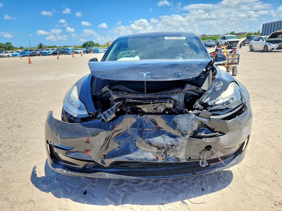 54315096 :رقم المزاد ، 5YJ3E1EA3KF296786 vin ، 2019 Tesla Model 3 مزاد بيع