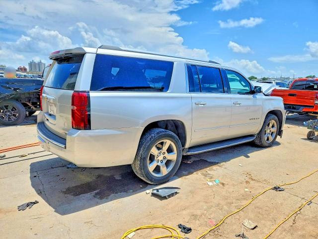 54105426 :رقم المزاد ، 1GNSCJKCXHR206275 vin ، 2017 Chevrolet Suburban مزاد بيع