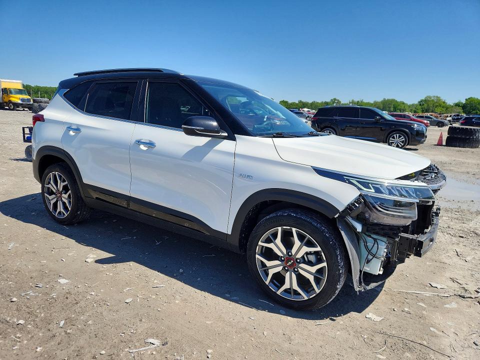 Продажа на аукционе авто 2023 Kia Seltos, vin: KNDETCA20P7458833, номер лота: 52486236