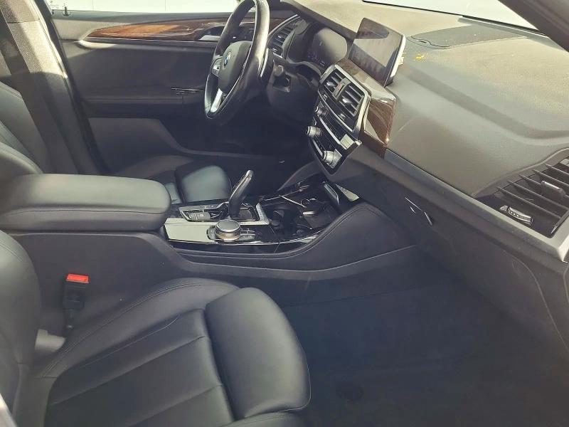 54093076 :رقم المزاد ، 5UX2V1C06M9E06590 vin ، 2021 Bmw X4 مزاد بيع