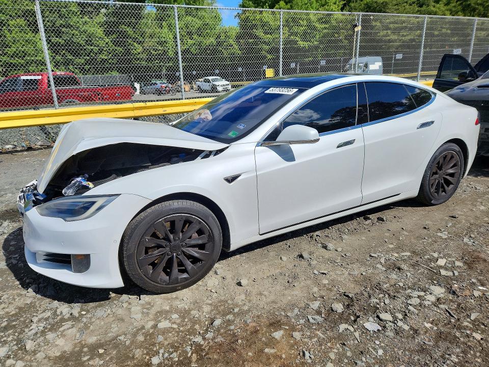 Продаж на аукціоні авто 2016 Tesla Model S, vin: 5YJSA1E11GF156024, номер лоту: 53793256