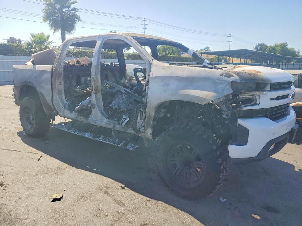 2021 Chevrolet Silverado მანქანა იყიდება აუქციონზე, vin: 3GCUYEED3MG235884, აუქციონის ნომერი: 54621336