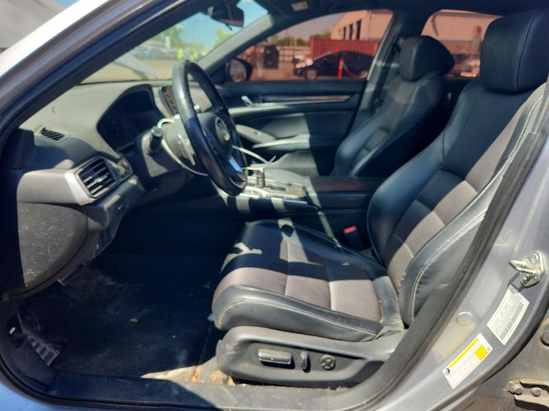 53125916 :رقم المزاد ، 1HGCV2F3XJA047741 vin ، 2018 Honda Accord مزاد بيع