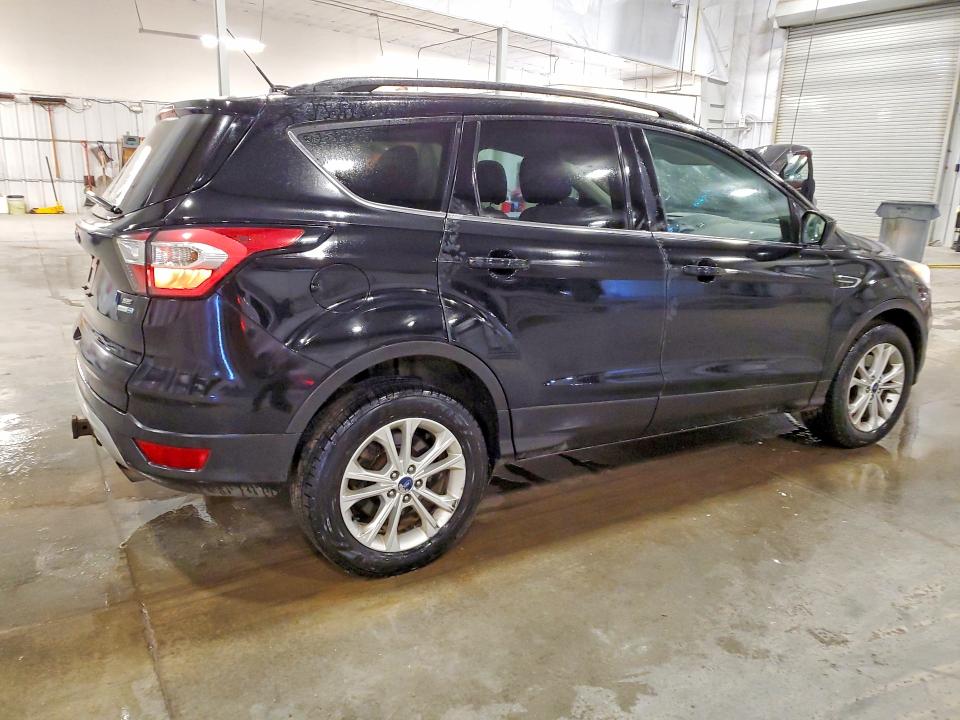 Продажа на аукционе авто 2017 Ford Escape, vin: 1FMCU9G9XHUC26105, номер лота: 52929576