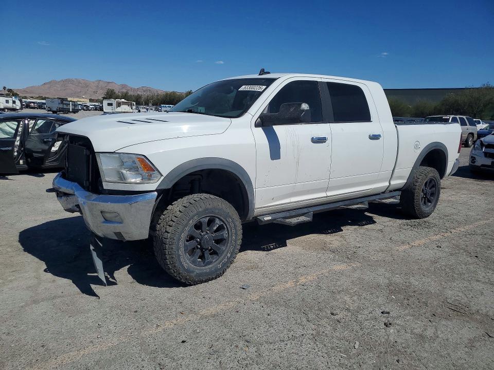 53300226 :رقم المزاد ، 3C6UR5ML6JG257516 vin ، 2018 Ram 2500 مزاد بيع