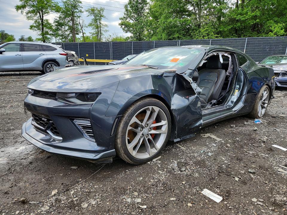2017 Chevrolet Camaro მანქანა იყიდება აუქციონზე, vin: 1G1FH1R7XH0105495, აუქციონის ნომერი: 52880126