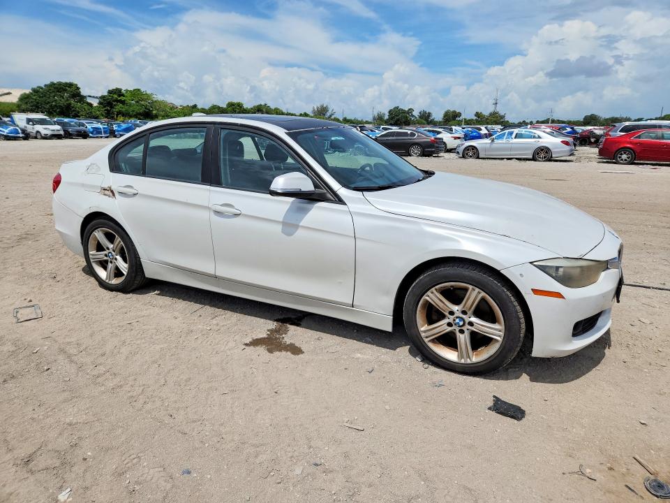54355746 :رقم المزاد ، WBA3B3C56DF535169 vin ، 2013 Bmw 328 مزاد بيع