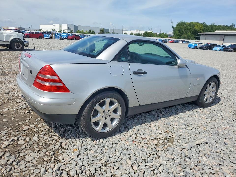 1999 Mercedes-benz Slk მანქანა იყიდება აუქციონზე, vin: WDBKK47F8XF117531, აუქციონის ნომერი: 55321416