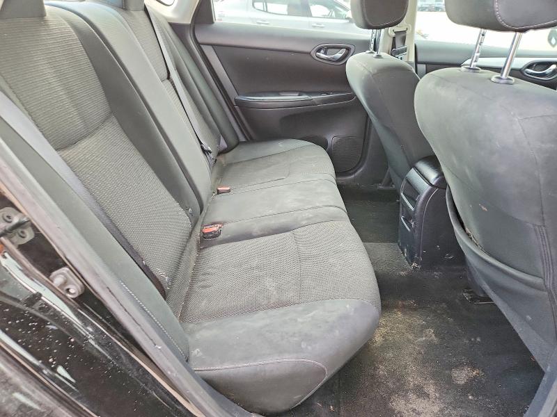 52395816 :رقم المزاد ، 3N1AB7AP3KY215712 vin ، 2019 Nissan Sentra مزاد بيع
