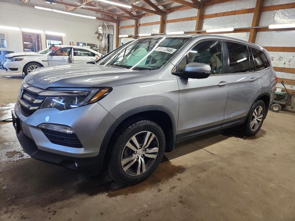 52947946 :رقم المزاد ، 5FNYF6H52HB086672 vin ، 2017 Honda Pilot مزاد بيع