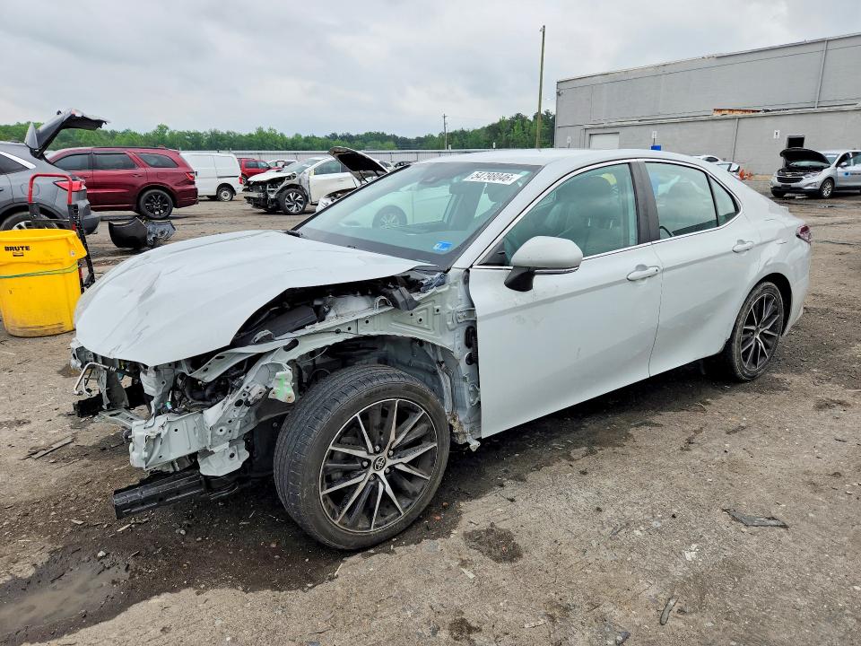 54798046 :رقم المزاد ، 4T1G11AK1NU043419 vin ، 2022 Toyota Camry مزاد بيع