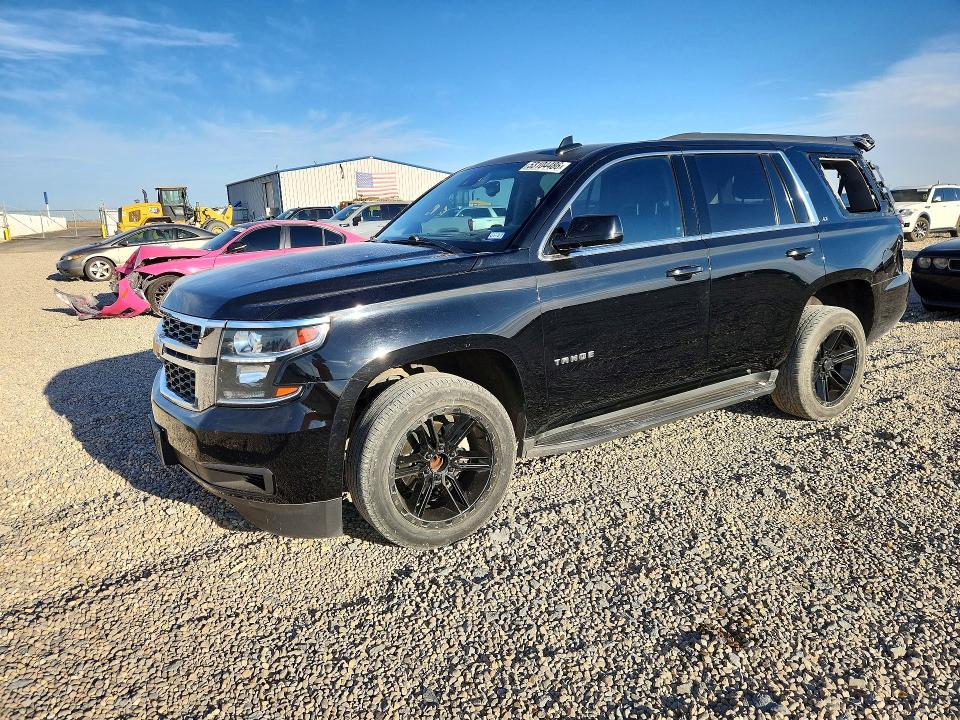 53104486 :رقم المزاد ، 1GNSCBKC7HR377846 vin ، 2017 Chevrolet Tahoe مزاد بيع