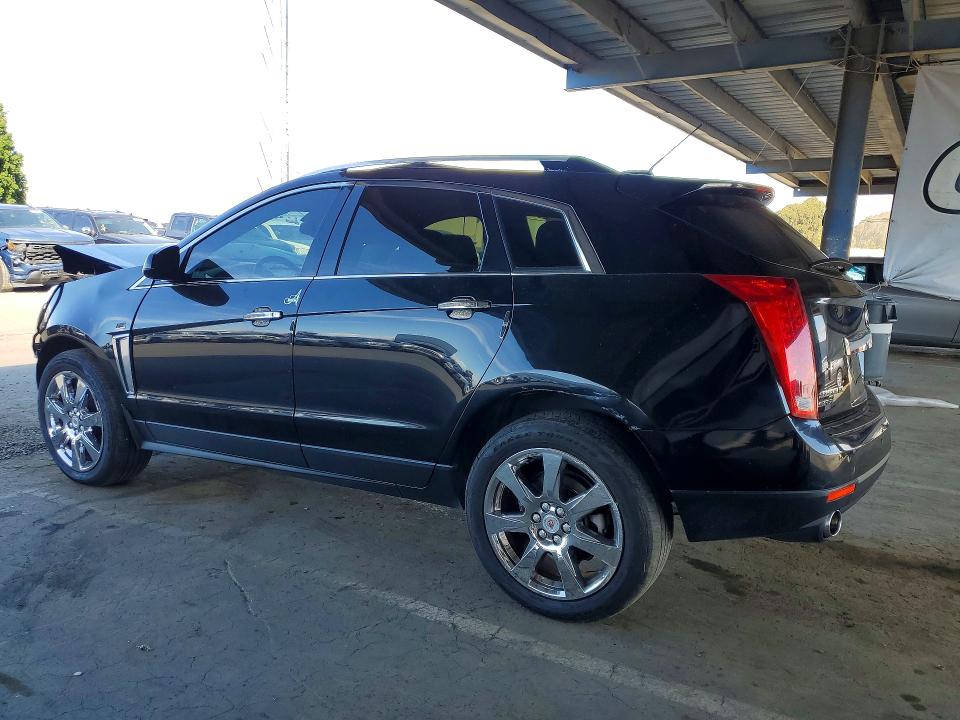 52412116 :رقم المزاد ، 3GYFNBE33FS581421 vin ، 2015 Cadillac Srx مزاد بيع