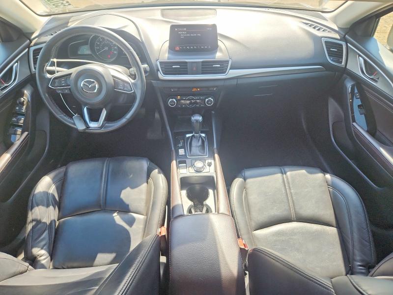 55122206 :رقم المزاد ، 3MZBN1L35JM160358 vin ، 2018 Mazda 3 مزاد بيع